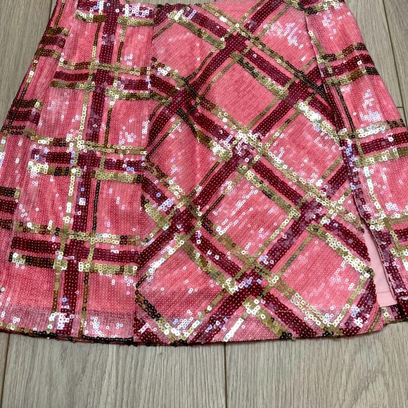 New Urban Outfitter sparkly skirt size S/P - Picture 2 of 7